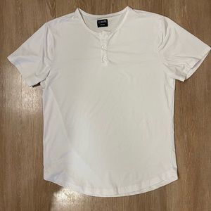 Cuts Clothing XL Curve-Hem White Shirt